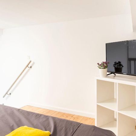 Spacious Loft Style Apartment In Berlin Willmersdorf Exterior foto